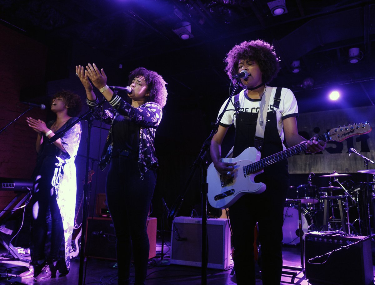 RegularRobert's tweet image. The New Respects blew up the Parish in Austin opening for ZZ Ward!  @thenewrespects @ZZWard @ParishATX #thenewrespects #zzward