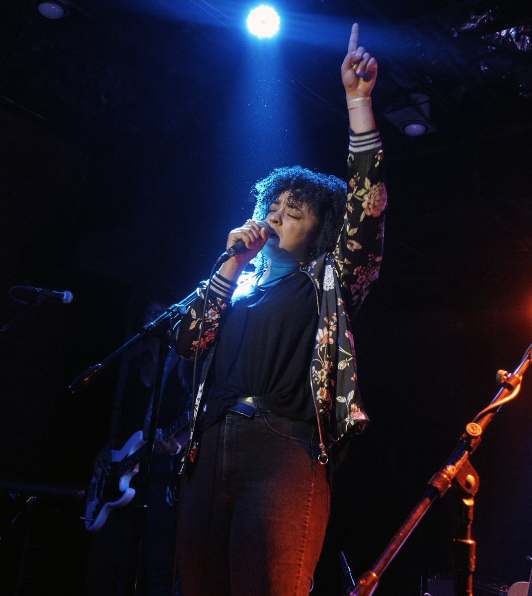 RegularRobert's tweet image. The New Respects opening for ZZ Ward at The Parish in Austin.  @thenewrespects @ZZWard @ParishATX #thenewrespects #zzward