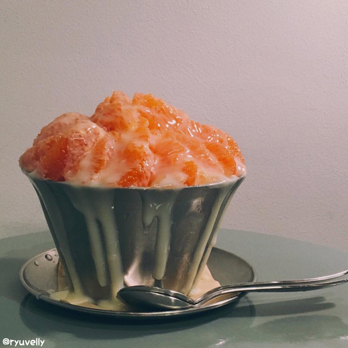 wababa_korea's tweet photo. 💙🍊💙🍊💙🍊💙🍊💙

涼しくてトレンディな感じのカフェ
【 #LAUGHING FOX 】🍹

甘い練乳を注いだ🍼
グレープフルーツたっぷりピンス🍧
一度食べて見たい~😆🐳

📍
ソウル特別市西大門区延禧路11나길5(延禧洞128-25)

#韓国情報
#ワババ #wababa https://t.co/rzDX1b1UEi
