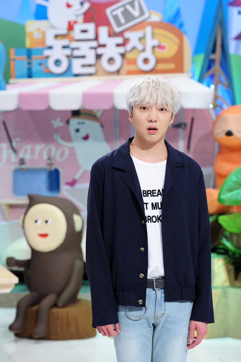 SBSNOW's tweet photo. 표정부자 ♥오죠레베♥ 애비들 #위너
애비들을 충격에 빠지게 한 오죠레베의 사생활
☞ 이번주 일요일 아침 9시 30분 SBS #TV동물농장 https://t.co/Qt3uZe09y3