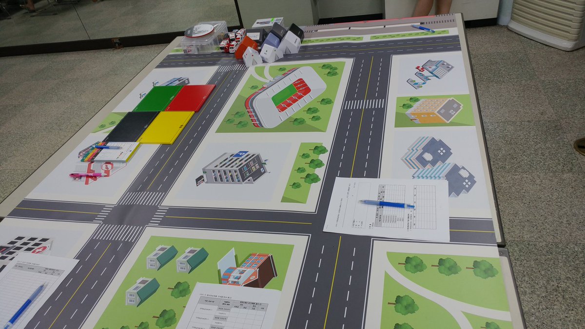 #성남시#분당구보건소는 전직원을 대상으로 「재난대응체계 강화 교육」을 진행하고 있습니다. 재난이 발생하면 보건소는 현장응급의료소를 운영하는 중요한 역할을 하게 됩니다.재난의료체계, 응급환자의 중증도 분류,  현장응급의료소의 구성 등 교육중입니다~👍👍