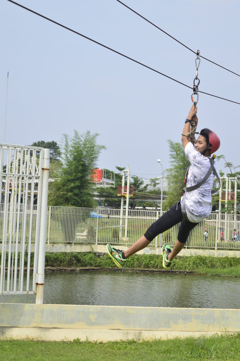 RNHKBPPura's tweet photo. Flying Fox https://t.co/Y4qm2MAdiP