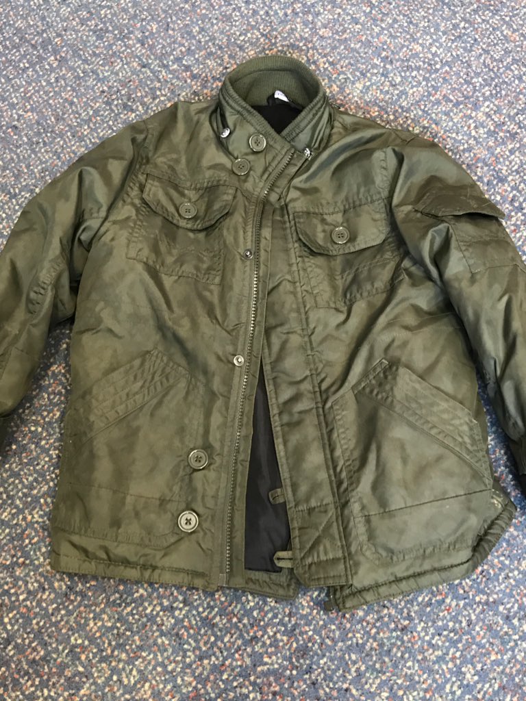 caltonprimary's tweet photo. Two coats in lost property - please RT so we can return them to their owners. 👍🏼 https://t.co/h6zM9VzvzS