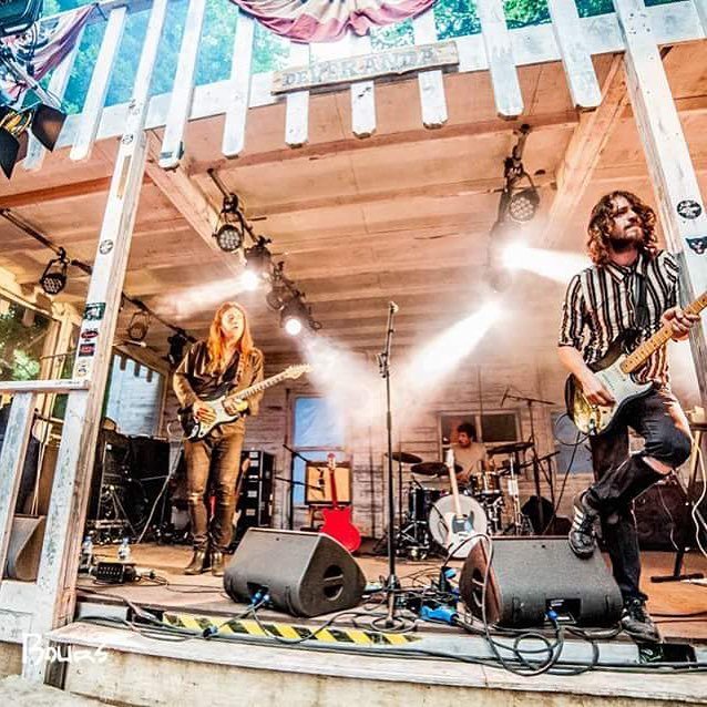 Hanging round #festivalseason #2017 #postrumspringa #frankbours #mm17