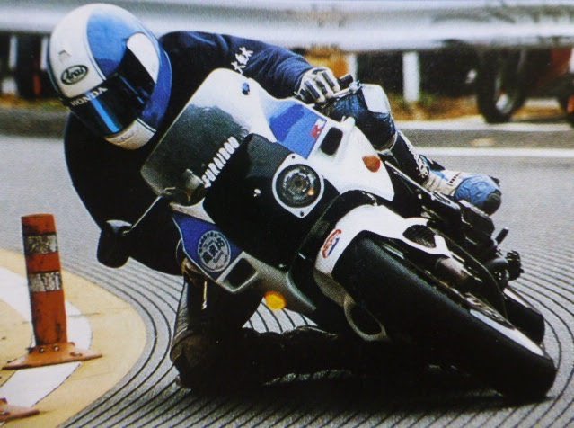 風来坊ページ HooBue ZX-XX full body kit for Kawasaki ZX4R/25R. Prototype Feb