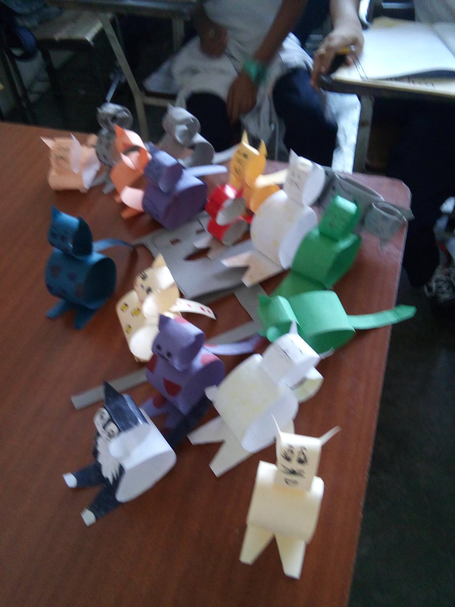 Ejap1973's tweet photo. Festejando la Semana Aniversaria y la Semana de Educacion Primaria TARJETAS  @EducaMiranda #Primaria2017 #RMetropolitana https://t.co/6urzR4PJwl