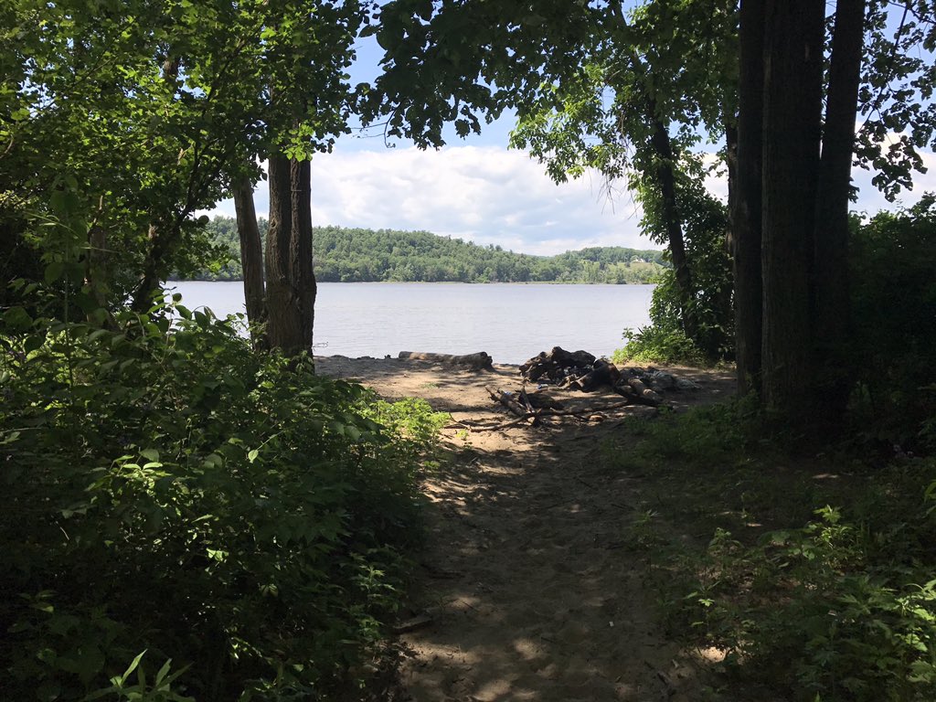 Far from the maddening crowd #upstatenewyork #hudsonvalley #photography #landscape