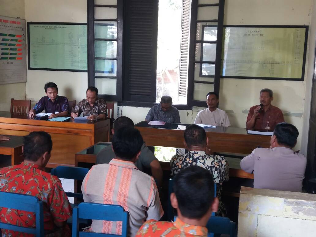 dpusdatarujtg's tweet photo. Sosialisasi Pembangunan Embung LS Ketangi Cs.di Kantor Kosatpel Serang
Godong Grobogan
#nabungair
#program1000embung Gub @ganjarpranowo https://t.co/C85DVKg8Za