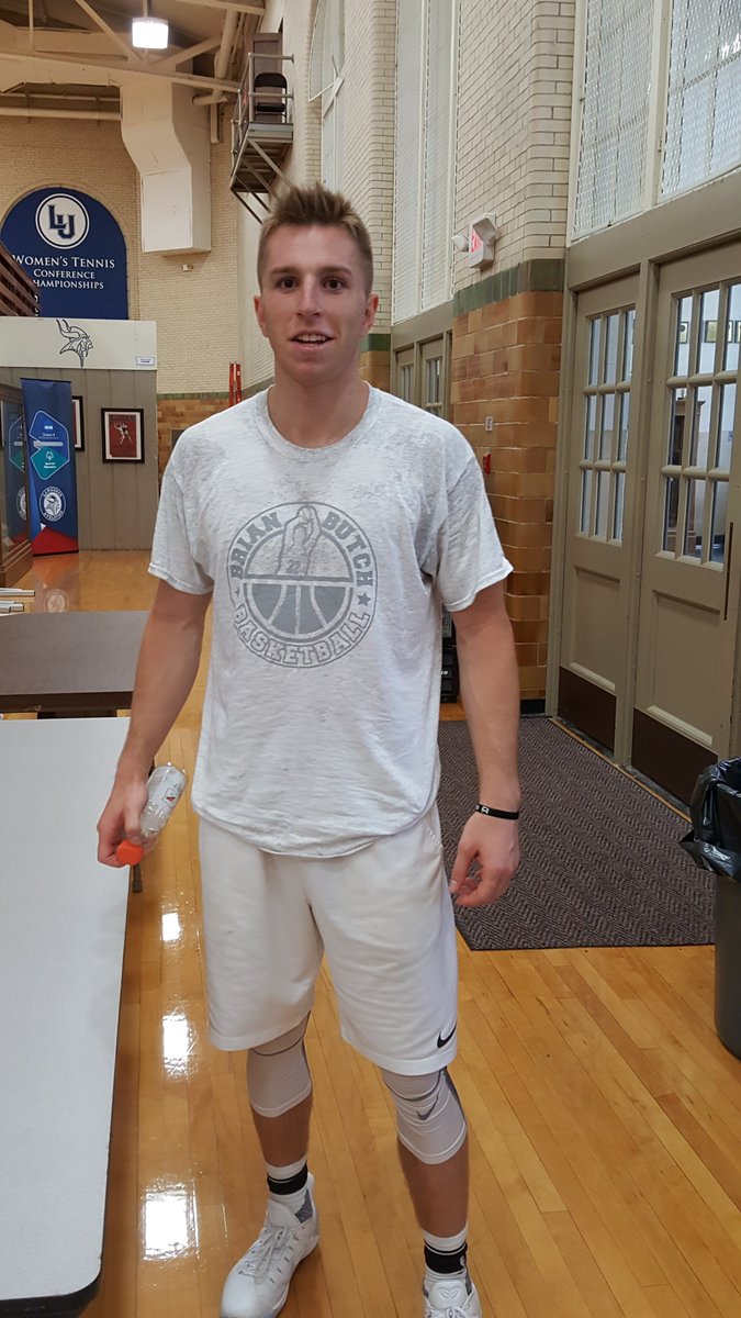 BrianButchHoops's tweet photo. @TSabs12 finally found a shirt he looks good in!!! #CampCoach https://t.co/OcpFQJkdXY