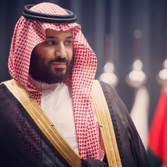 #ابايع_محمد_بن_سلمان_وليا_للعهد:

.
.

نُبايعك على كتاب الله وسنة رسوله ﷺ ، وعلى السمع والطاعة في العُسر واليُسر ، و في المنشط والمكره .

-