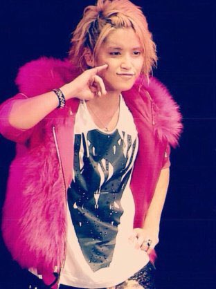 T Story 元々 可愛い顔のメンズが前髪上げてたり 髪で遊んでるのがめっちゃ好きで だが芸能人に限る 笑 ポンパドール手越ドストライクなんなよなぁー ポンパドール 手越祐也 T Co 8x7pkqlf80 Twitter