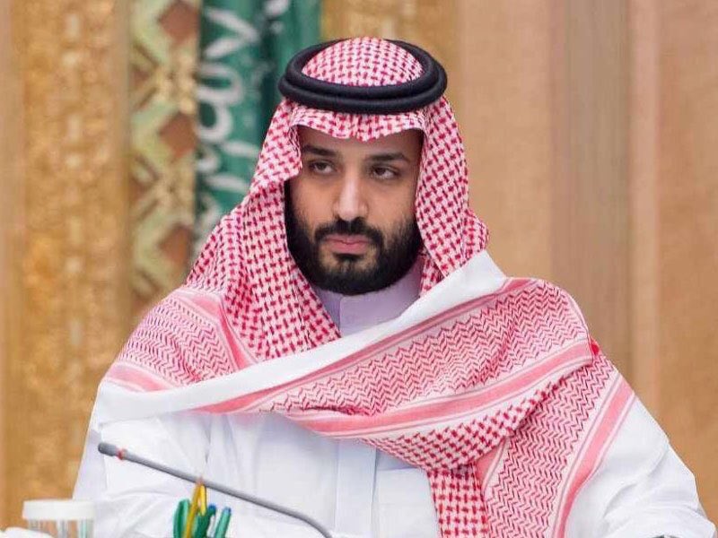 نبايعكم على السمع والطاعة، وفي العسر واليسر، وفي المنشط والمكره، داعين الله العلي القدير أن يحفظكم بحفظه

 #أبايع_محمد_بن_سلمان_وليا_للعهد