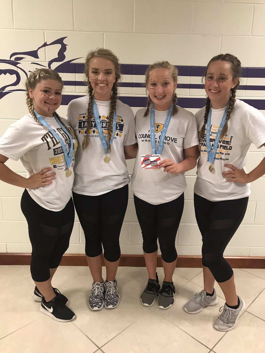Dana_Reddick's tweet photo. UDA All Americans! https://t.co/FCWYvlJLYU