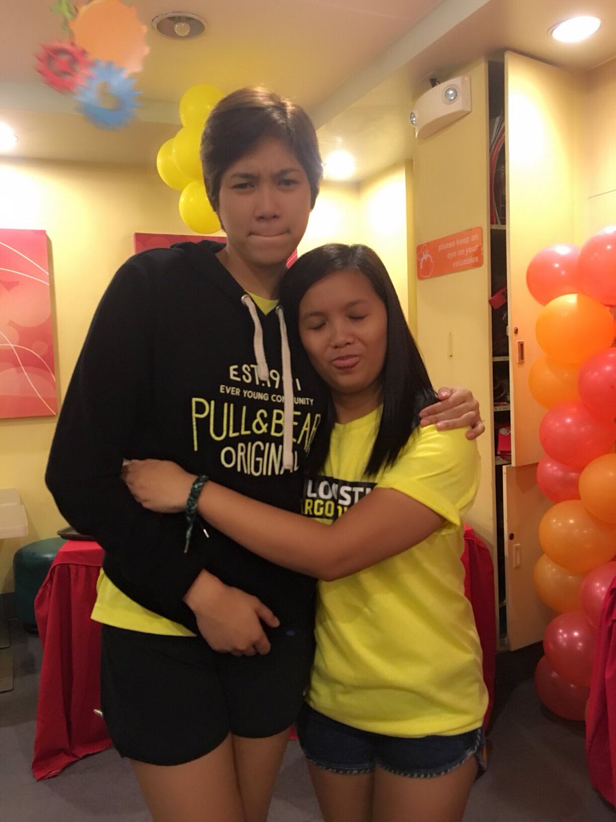 maeg_28's tweet photo. La Salle - F2 - Petron 💚💛💙 

i will always support you @mikareyesss  #HBDMikaReyes https://t.co/dj1mqrmI3x