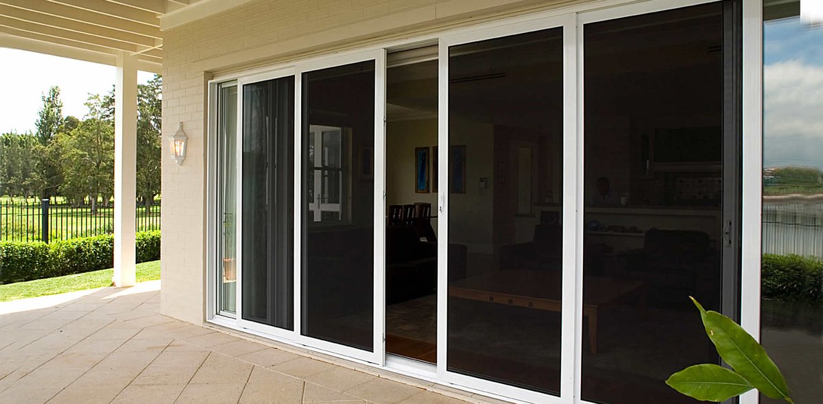 SolarWorxAZ's tweet photo. We repair, rescreen and manufacture #window #screens for all window types and brands. We measure & special order retractable #window_screens https://t.co/9orW7YTyXo