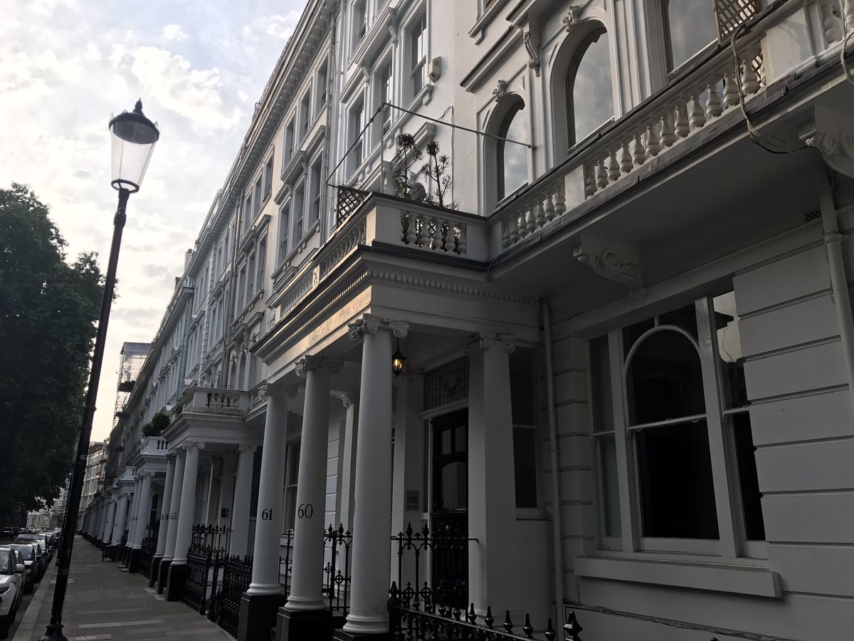 Another lovely day in #kensington this morning. These #portlandstone town houses bleed elegance and class! #naturalstone #london