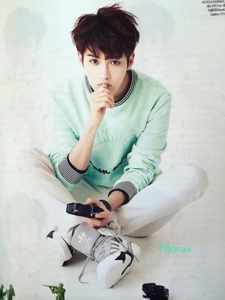 Happy Birthday The Little Prince - Kim RyeoWook
Saranghae~~~ <3 <3 <3 