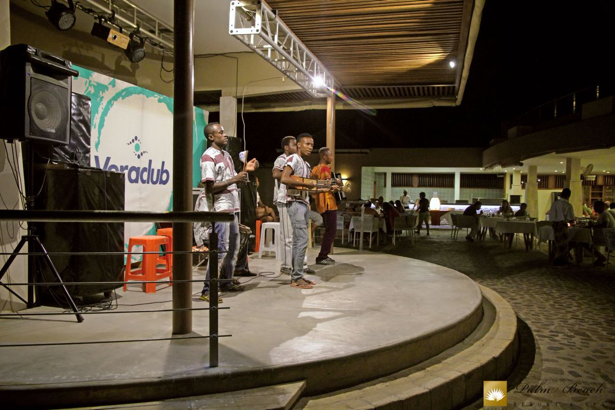 NbPalmbeach's tweet photo. #Malagasy #Night
#madeforpeople https://t.co/axmFGTlWPP