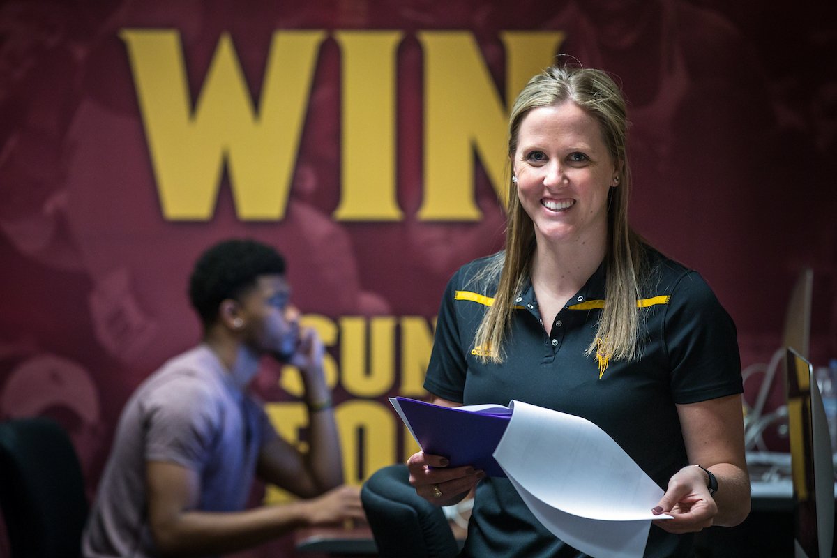 This one-of-a-kind <a href="/ASUCollegeOfLaw/">Sandra Day O’Connor College of Law at ASU</a> program lands students internships with NASCAR, the NFL, MLB, Fiesta Bowl, NCAA ow.ly/dFPR30cL1CZ