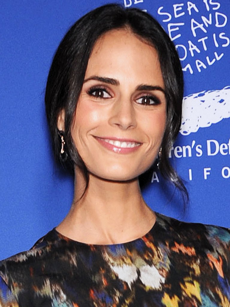 ClayneKaneHub's tweet photo. My #TeenChoice for #ChoiceActionTVActress is @JordanaBrewster!#TeenChoiceAwards2017  #JordanaBrewster https://t.co/60Exdrnvtf