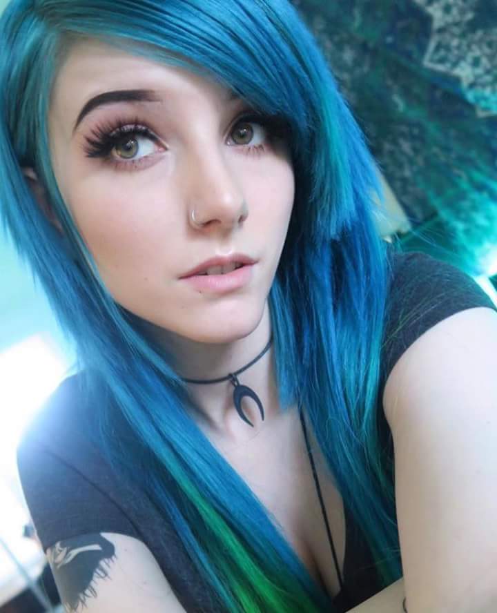 xAlexDorame's tweet photo. You were red, and you liked me because I was blue
But you touched me, and suddenly I was a lilac sky 🌌 https://t.co/iYa8OYM3XL