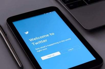 𝗣𝗮𝘁𝗿𝗶𝗰𝗲 𝗛𝗶𝗹𝗹𝗮𝗶𝗿𝗲 tweet media