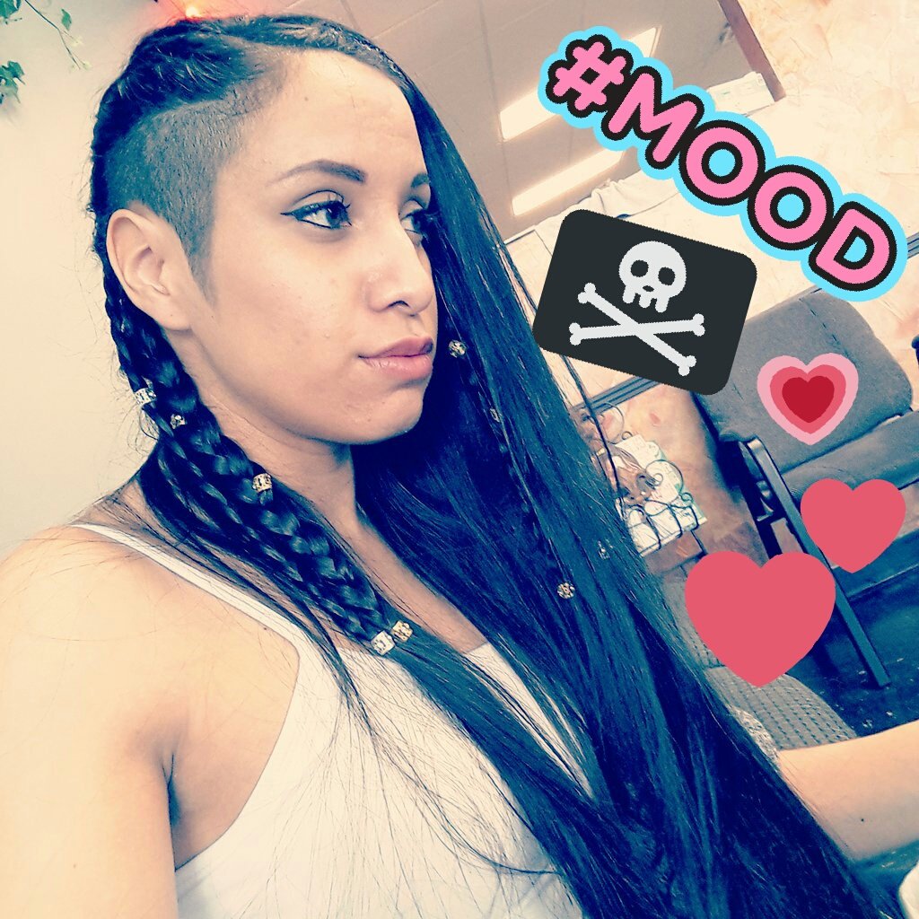 calicluster's tweet image. I was born with a war face.💀👊Hey, who knew Twitter could be so much fun. 💃💁 #emojis #timeforrest #nightworld🌏