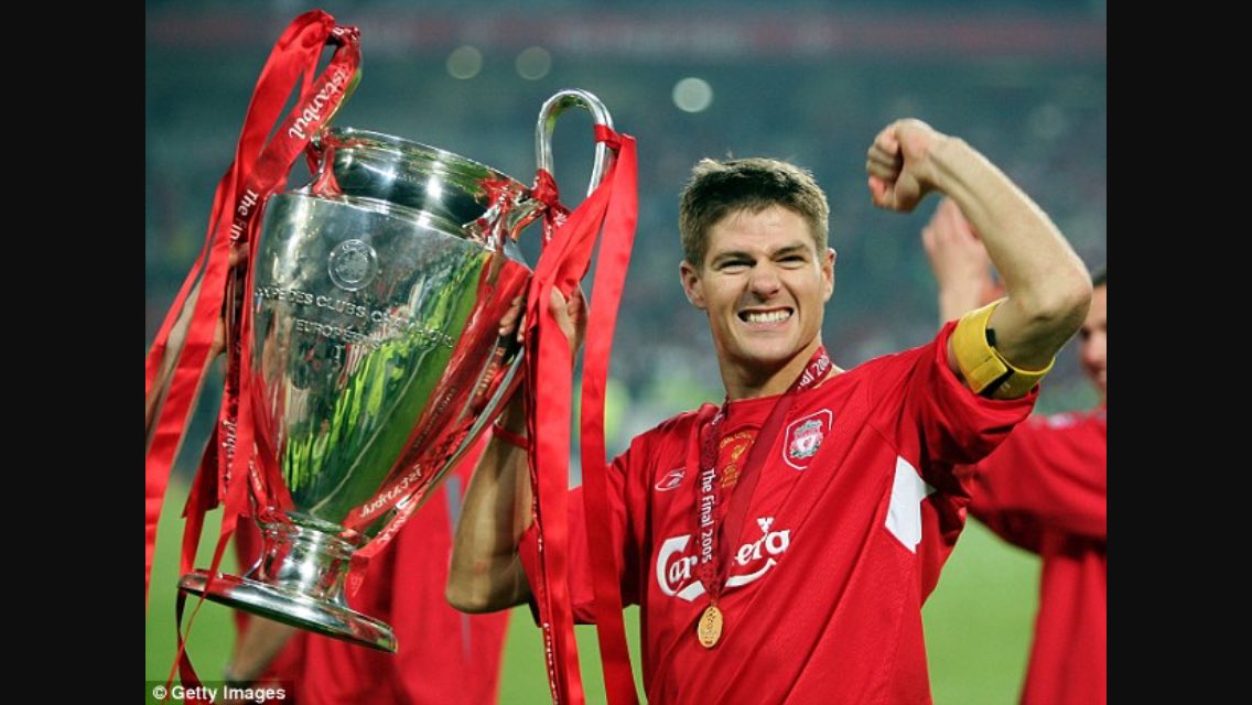 PhotoDanAllen's tweet image. Who was better in there prime ?? 👍 Like for schweinsteiger ♻️Retweet for Gerrard!