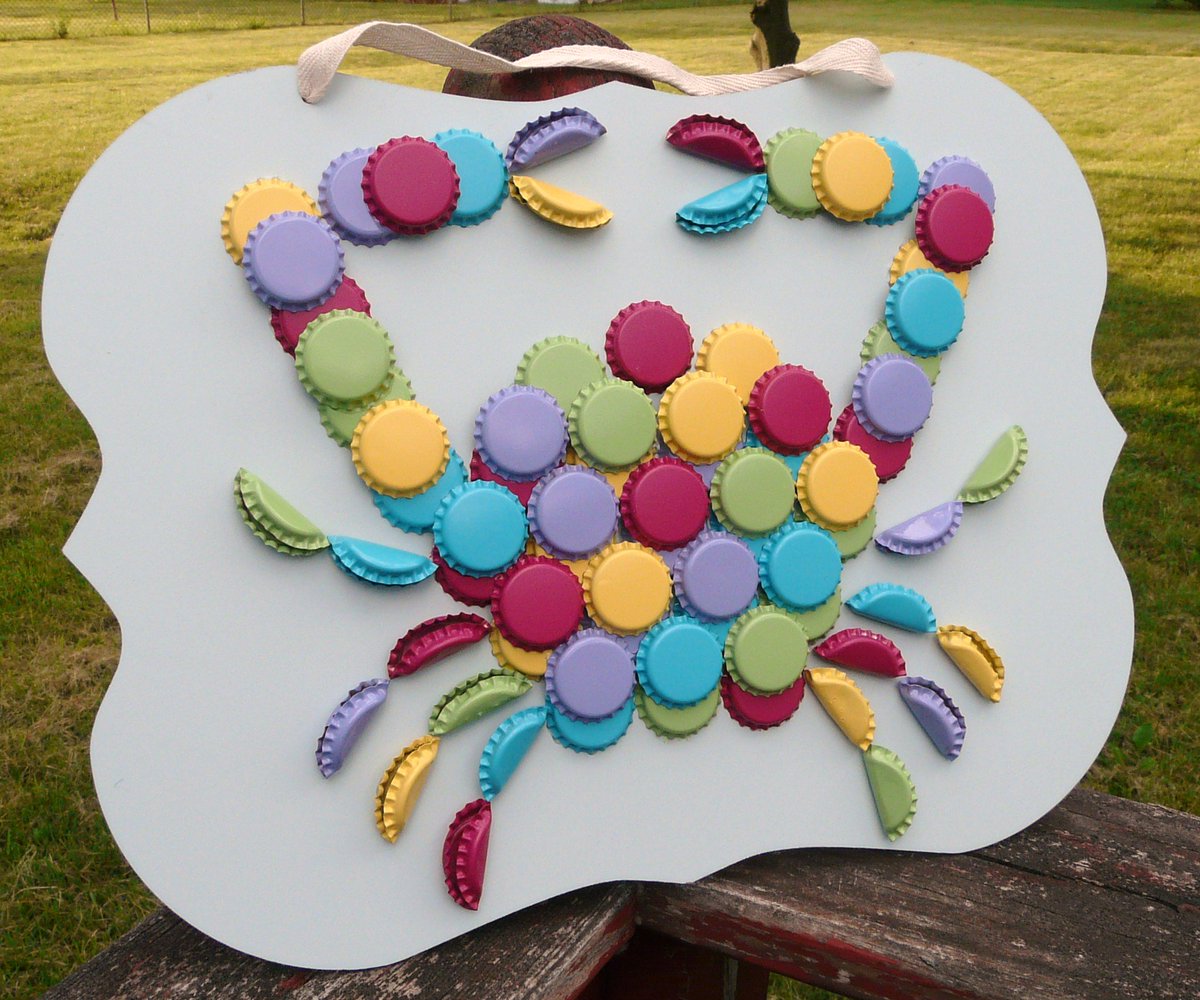 barefootncrazyb's tweet photo. New #Crab in my #Etsy shop! https://t.co/o59eA4rWBV #BeachDecor #Mancave #BottleCaps #Beer #PaintedCaps #Nautical #FeelingCrabby #Chalkboard https://t.co/hMZf3L8Zvr