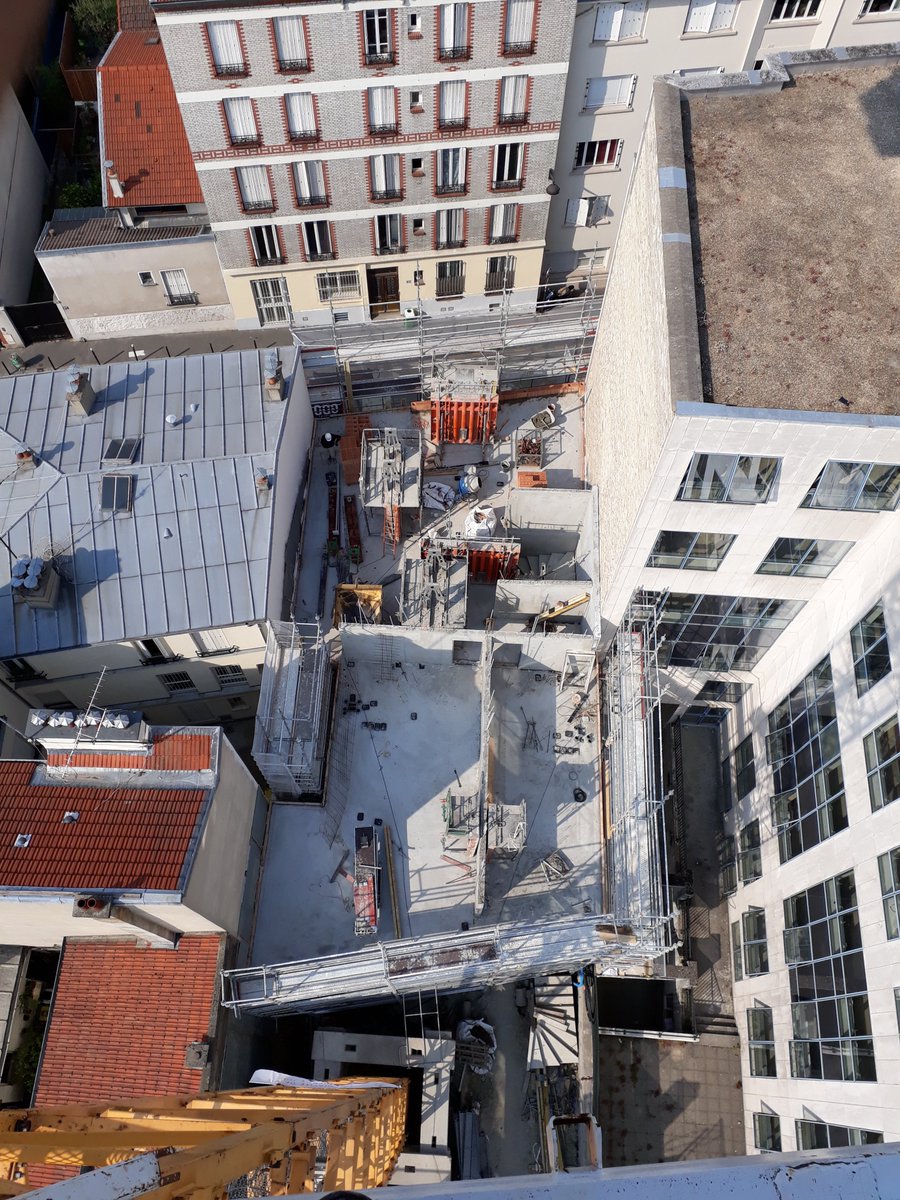 Espacity_Prom's tweet photo. Vue de la grue. La construction se passe très bien. #le42 @Espacity_Prom https://t.co/4rD1EzBUyy