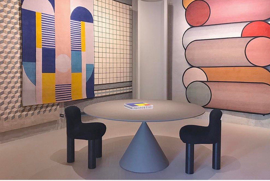 arflex's tweet photo. #arflex #botolo #ciniboeri #theoriginaldesign #showroom @cc_tapis #instamood #madeinitaly #photooftheday #staytuned https://t.co/UENpzBRyK9 https://t.co/oQpLesiVo3