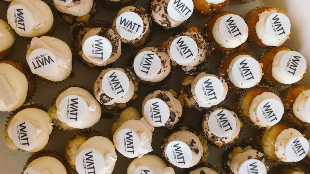 watt_factory's tweet photo. Dessert had arrived! #GrandOpening #SmartCityHub #WattFactory #Ghent #CantWait https://t.co/N5mIYerDZb