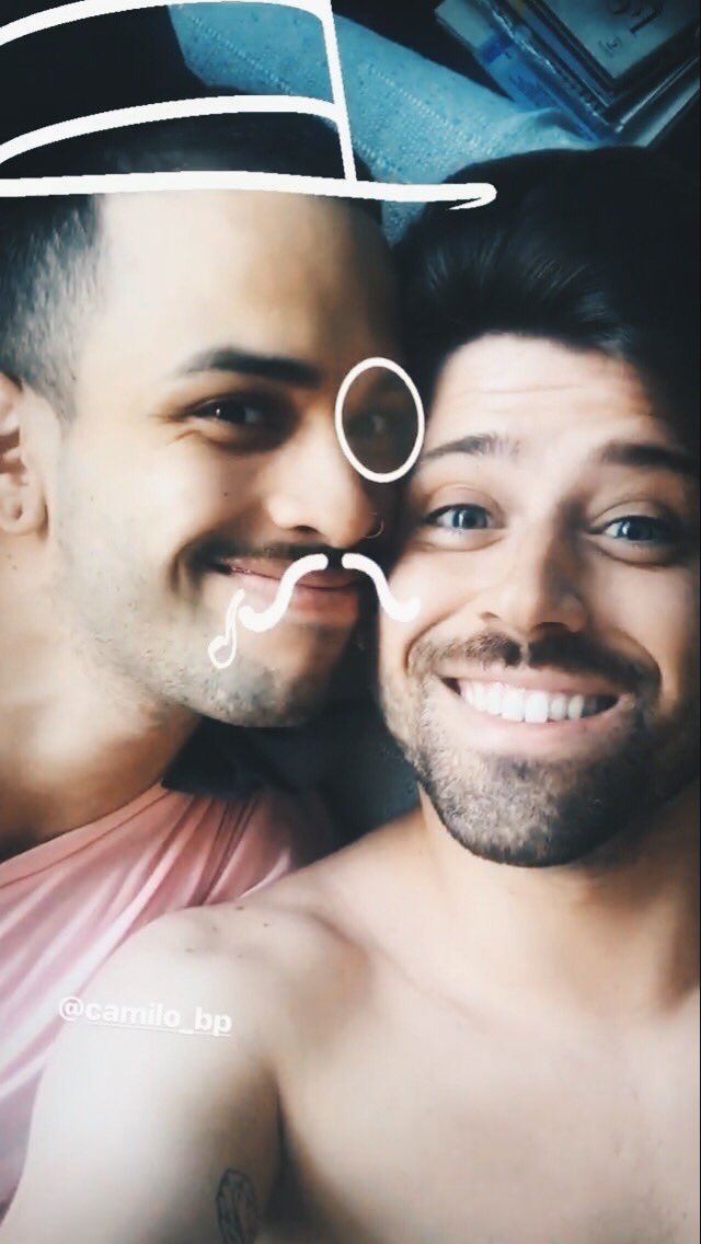 luciajgez's tweet photo. VALE....he muerto ya....sois tan adorables😍😍😍#cambert teneis que hacer un imitando fotos tumblr en pareja🙏🏻♥️♥️ @uyalbert_uy https://t.co/GDky66t59e