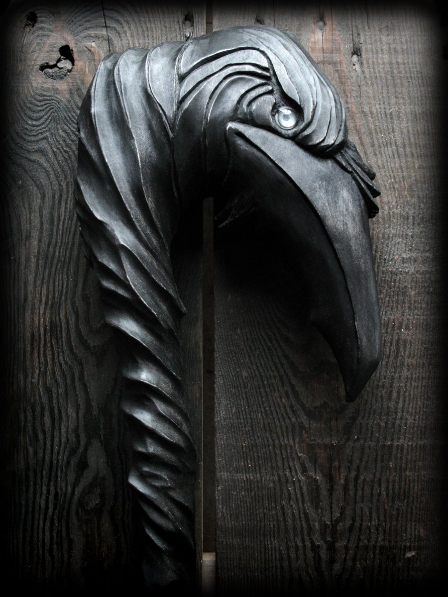 Here's "The Ravenlock"!

youtu.be/yOdTjk2rWi0

#vinterblot #metal #wood #woodcarving #raven #crow #blackmetal #deathmetal #paganmetal