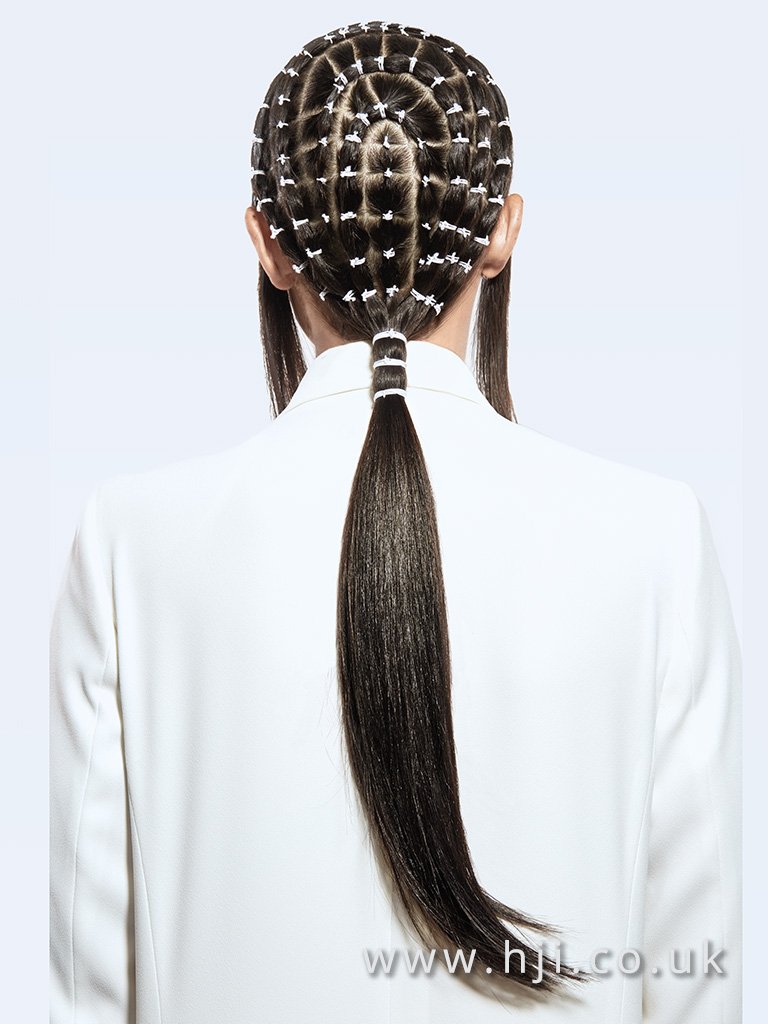 Want to create this look? We get the insider view from <a href="/TrevorsorbieAT/">TrevorSorbieArtTeam</a>   ahead of their show <a href="/Salon_Intl/">Salon International</a>  owl.li/RISs30cLF2V