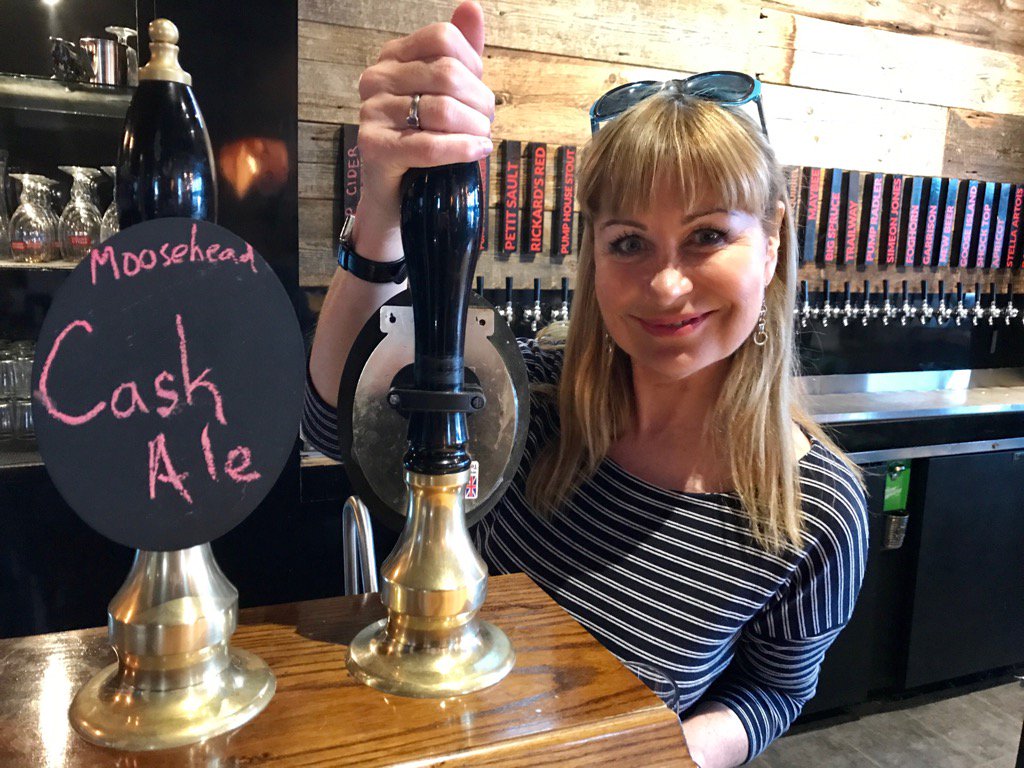 Siân Lloyd tweet media