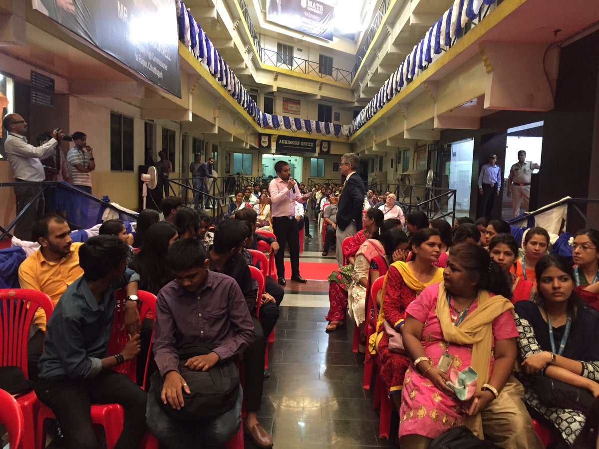 mainakde's tweet photo. .@Bruce_Bucknell in lively interaction with #MATSUniversity Students Discussed: #IndiaUK #UK&World #Tech #Culture #Equality @UKinIndia 2/2 https://t.co/yyMEcSm80X