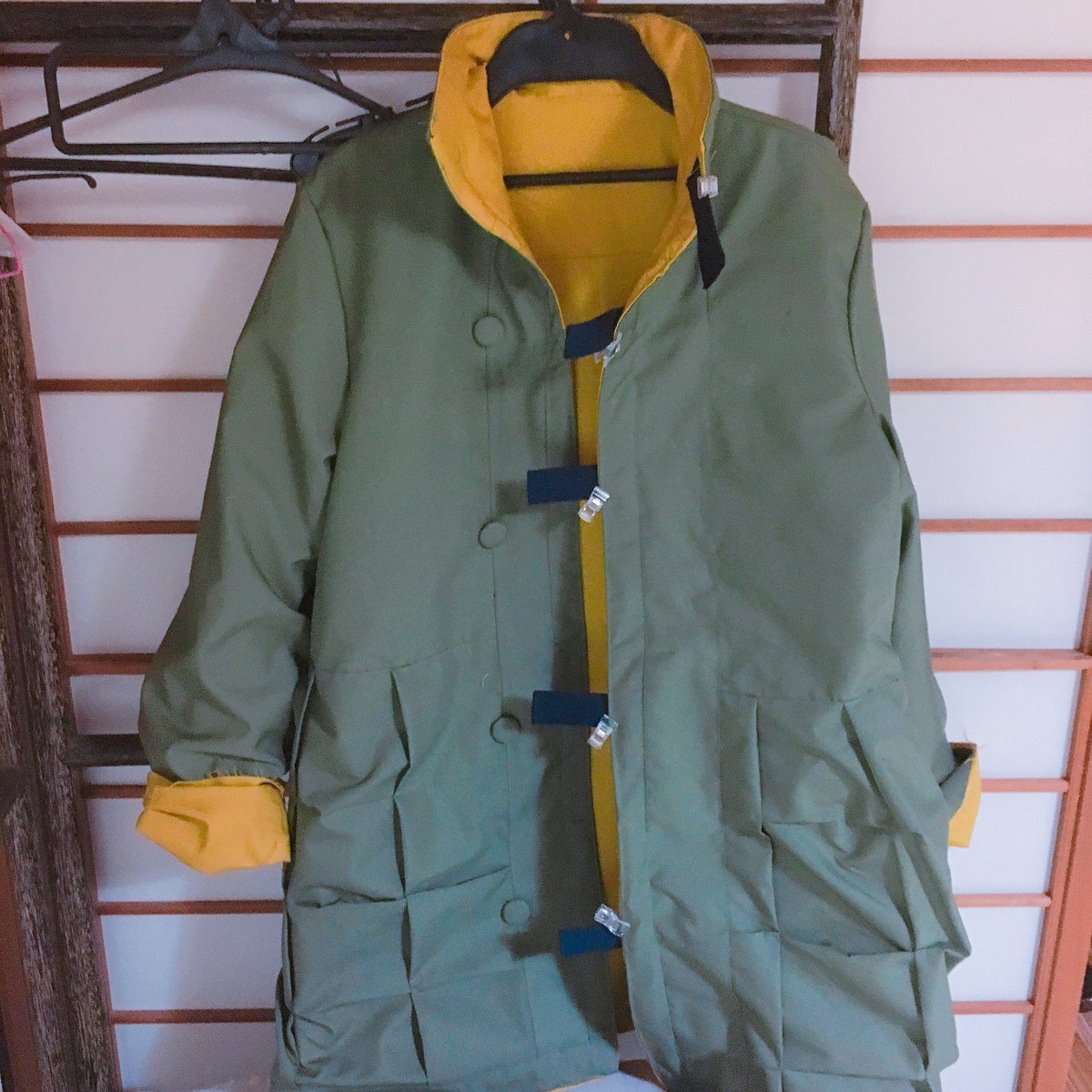 エニグマ ミリタリージャケット 型紙 作り方 コスプレ衣装 無料型紙 でぃあこす T Co N52sodgima Drcos Comさんから 鉄血団の三日月衣装はこちらの型紙をベースに裾をセンチ程伸ばしました めちゃくちゃ作りやすかったです٩ W و