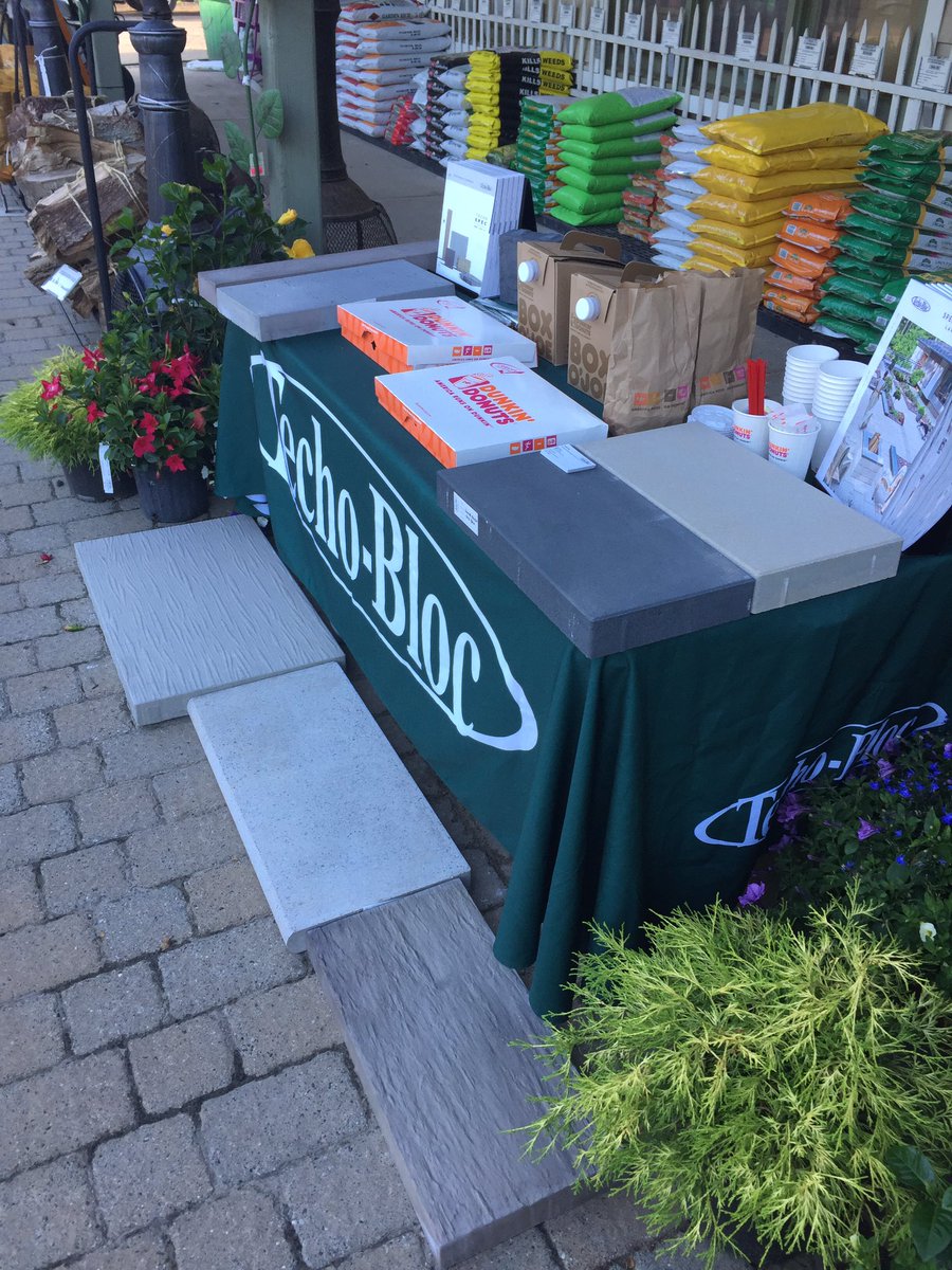 TechoHeter's tweet image. Stop in Condursos&apos;s Garden Center today and see our new Techo-Bloc products. @TechoHeter @Techojerome @techobloc