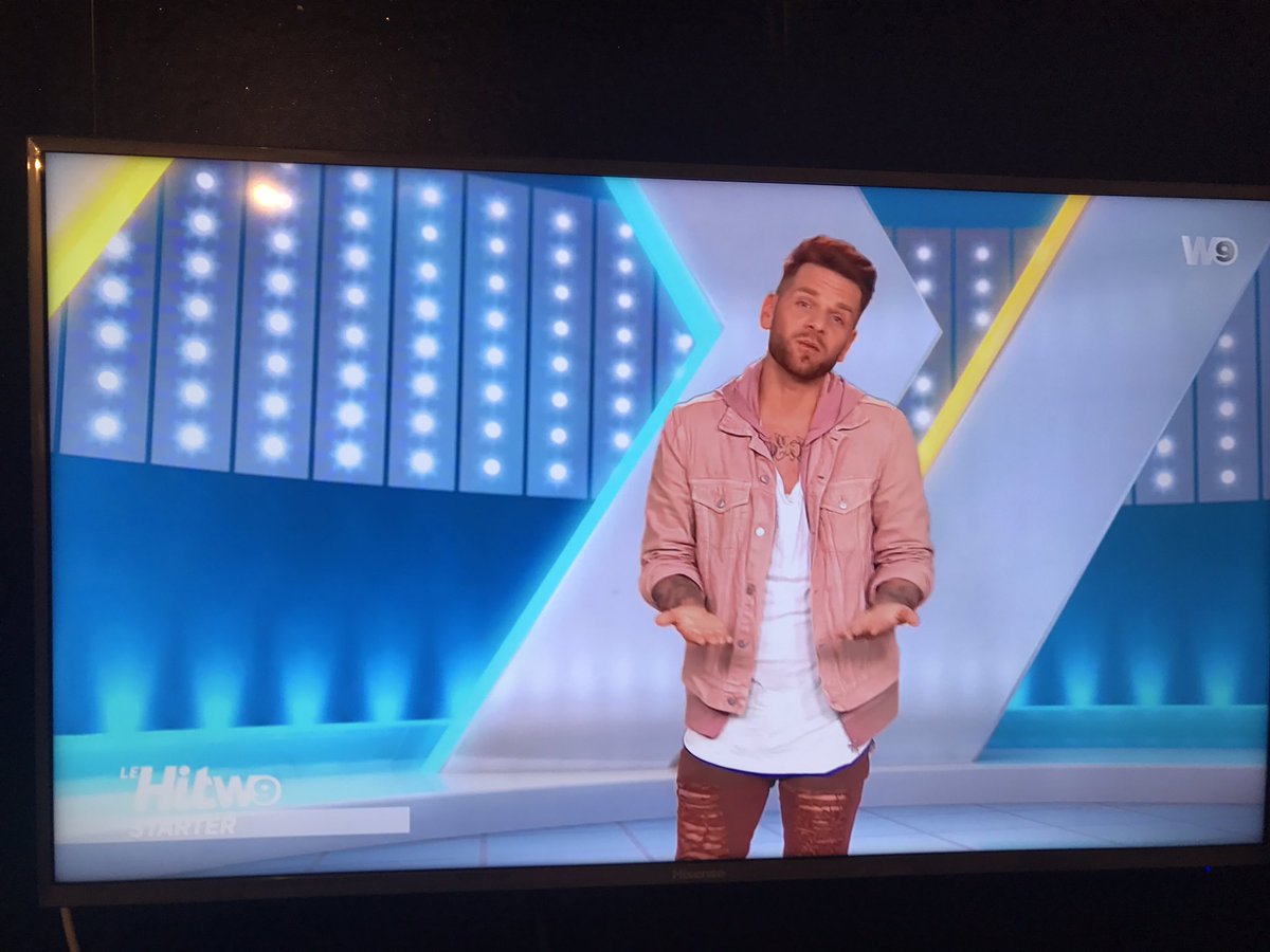 odeliahaddad's tweet photo. @KeenvOfficiel presentateur ce matin dans #leHitw9 franchement jaime beaucoup!!!! 😀👌🏻😍 https://t.co/TmyOr4hdl7