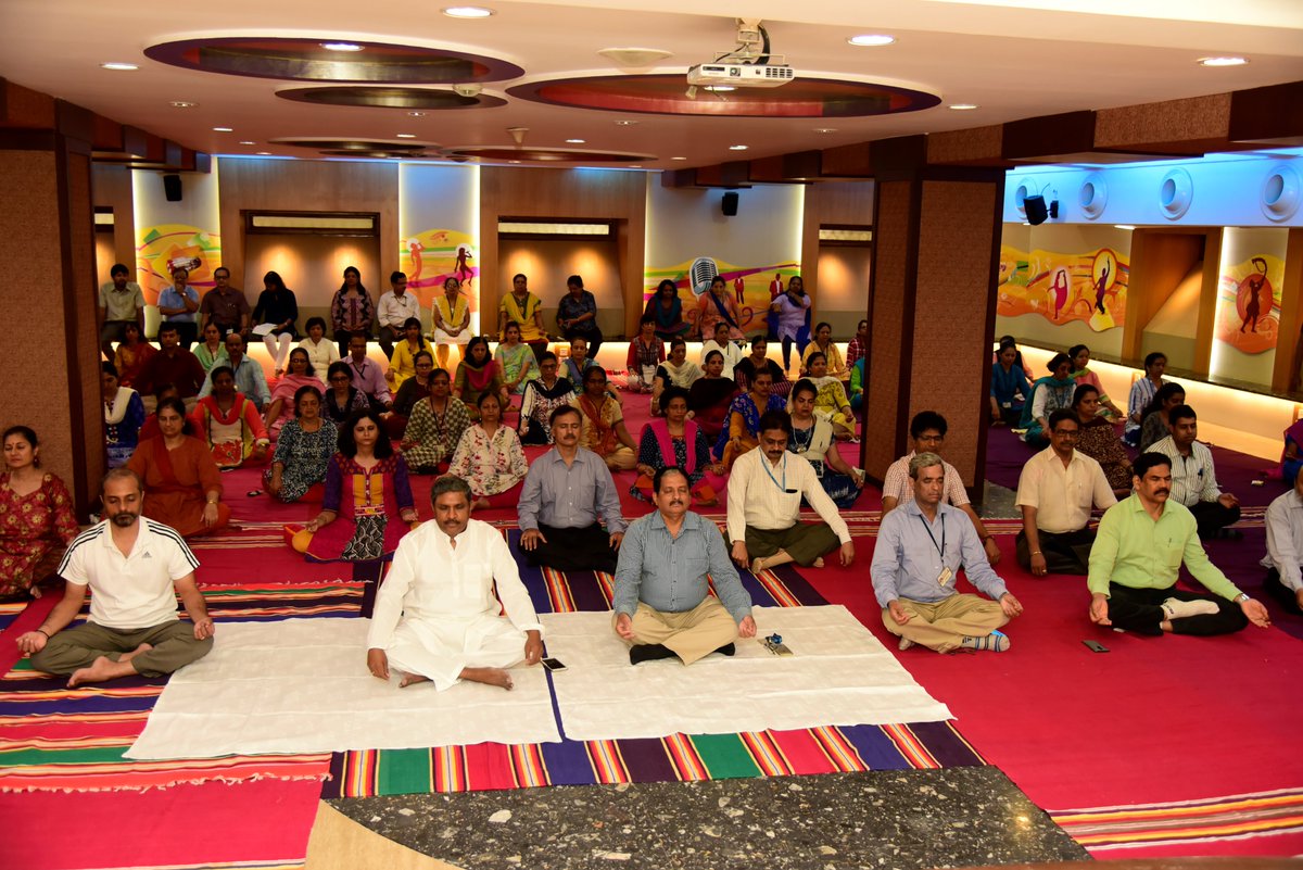 LUBES_DIRECT_KOLKATA (KOL_LUBESDIRECT) Twitter