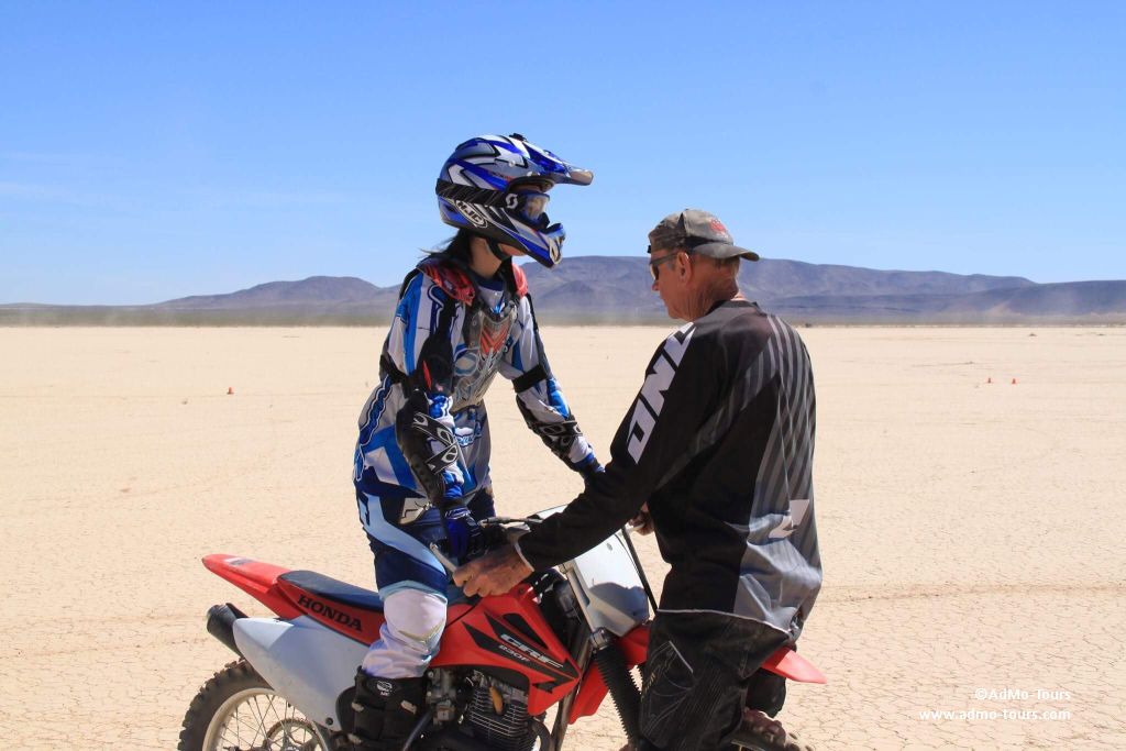 AdMoTours's tweet image. Get a feeling for the bike, try to find the balance, feel comfortable..... dirt bike training for beginners, near Las Vegas (Nevada).