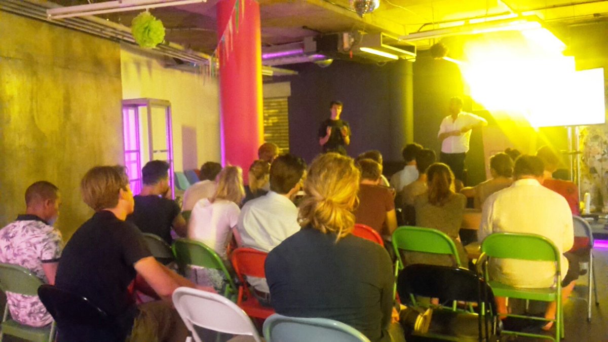 Dutch_SE's tweet photo. Learning about #startups in London from @NearSt and @Owiwi_HireOnce Thanks for the great presentations! #FlyingDutch in #London @dutch_ce https://t.co/BwJHRH1eSH