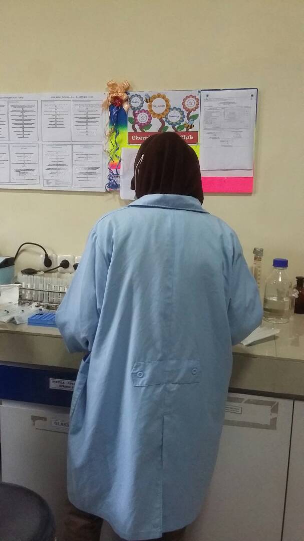 bppmhkp_sby2's tweet image. 21/6 #Pengujian kadar formalin dilaboratorium  pada sampel uji hasil perikanan @HumasBKIPM @rinajanwar2201 @haryanto265