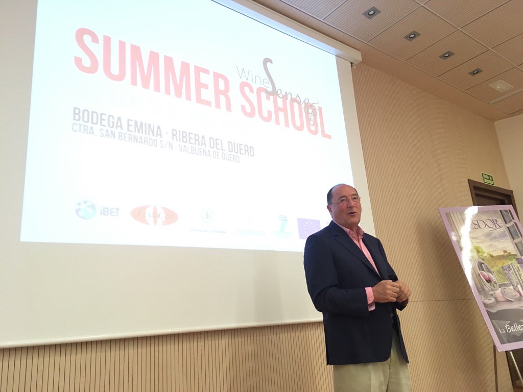 MariaFunge's tweet photo. Inaugurado el #winesense summer school en @Matarromera @fungeuva @einnovacion @UVa_es https://t.co/PCLGNJeZdp
