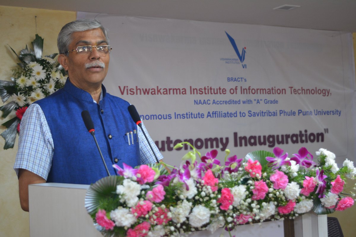 viit_pune's tweet photo. #Autonomy Inauguration by Dr. Nitin R. Karmalkar Hon'ble Vice Chancellor Savitribai Phule Pune University. @BharatAgarwal81 https://t.co/vJJ6I9PVvo