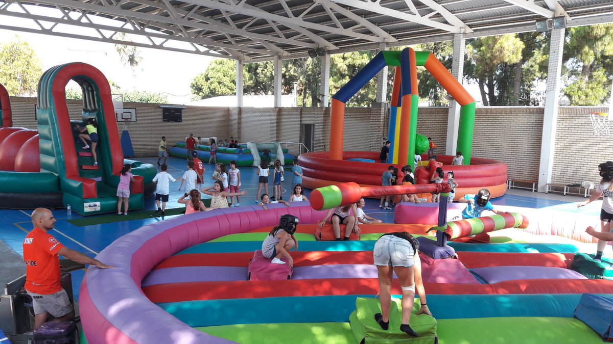 pepemestremdc's tweet photo. Acomiadem el curs amb molta diversió !!! https://t.co/MNtqTq0JDO