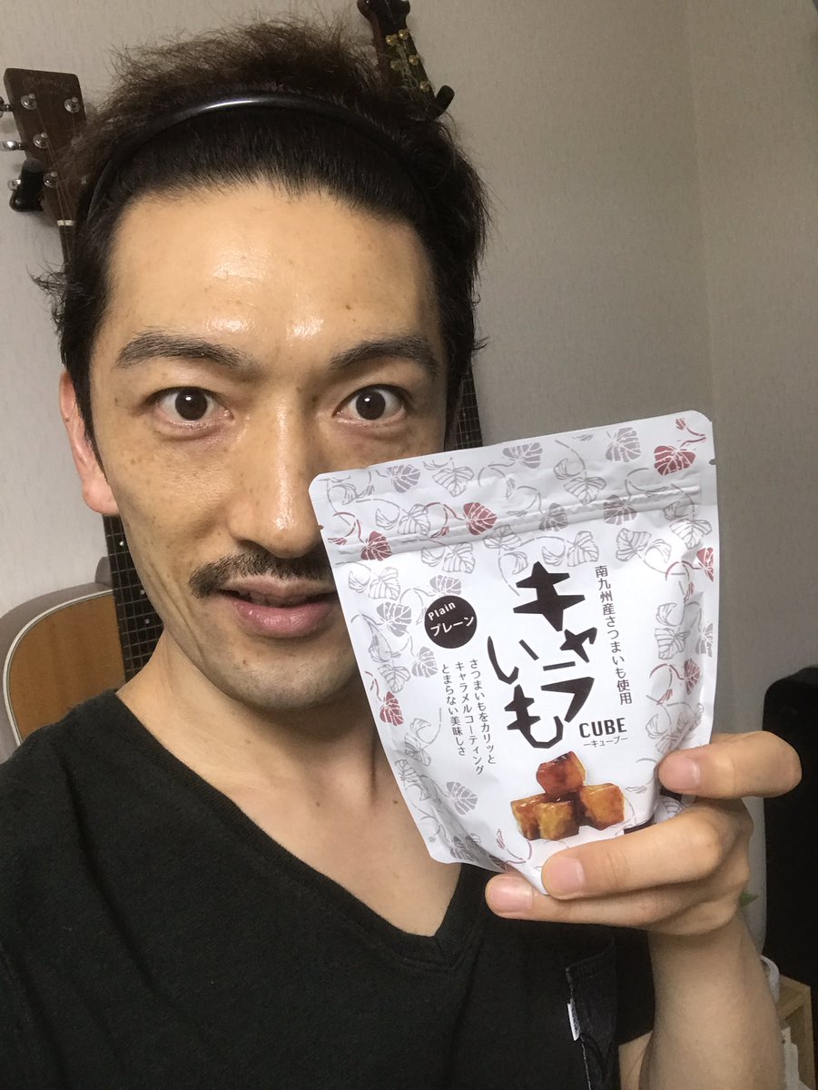 カチューシャ男