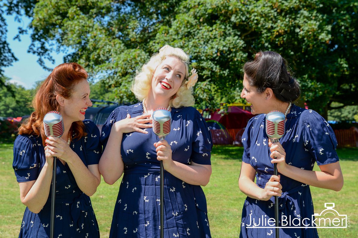 hotsietotsies's tweet photo. Adorable in @SeamstressOfB @quexpark by the super talented @JulieBlackmer #gearsofchange #foughtforfreedom https://t.co/zbZ8C7VQ91