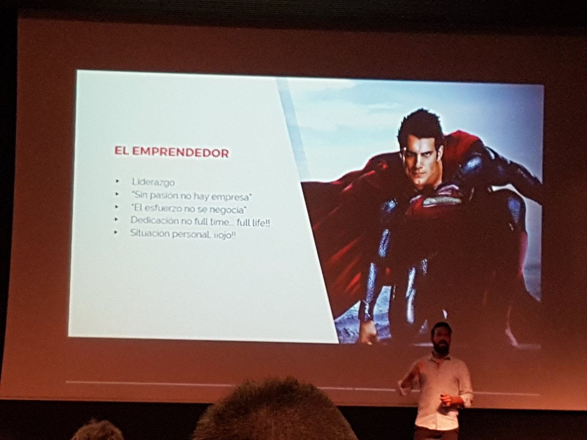 AppGoodService's tweet photo. "Una #startup es una empresa que come con dos pizzas" @iTeijon da 10 secretos para crearla. En @IDEASUPV disfrutando del #CampusStartUPV https://t.co/JxTBLSr15E